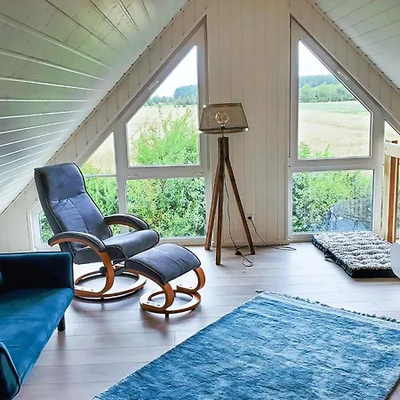 Dom wakacyjny Amazing In Wandlitz Ot Zerpenschl *