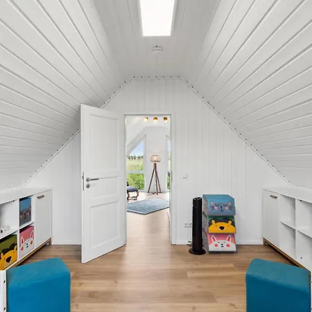 Amazing In Wandlitz Ot Zerpenschl Holiday home *